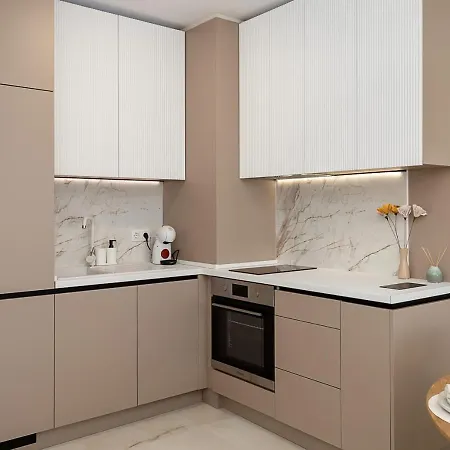 Cozy Living In Family Garden With Parking Space By Flat Manаger Apartment *